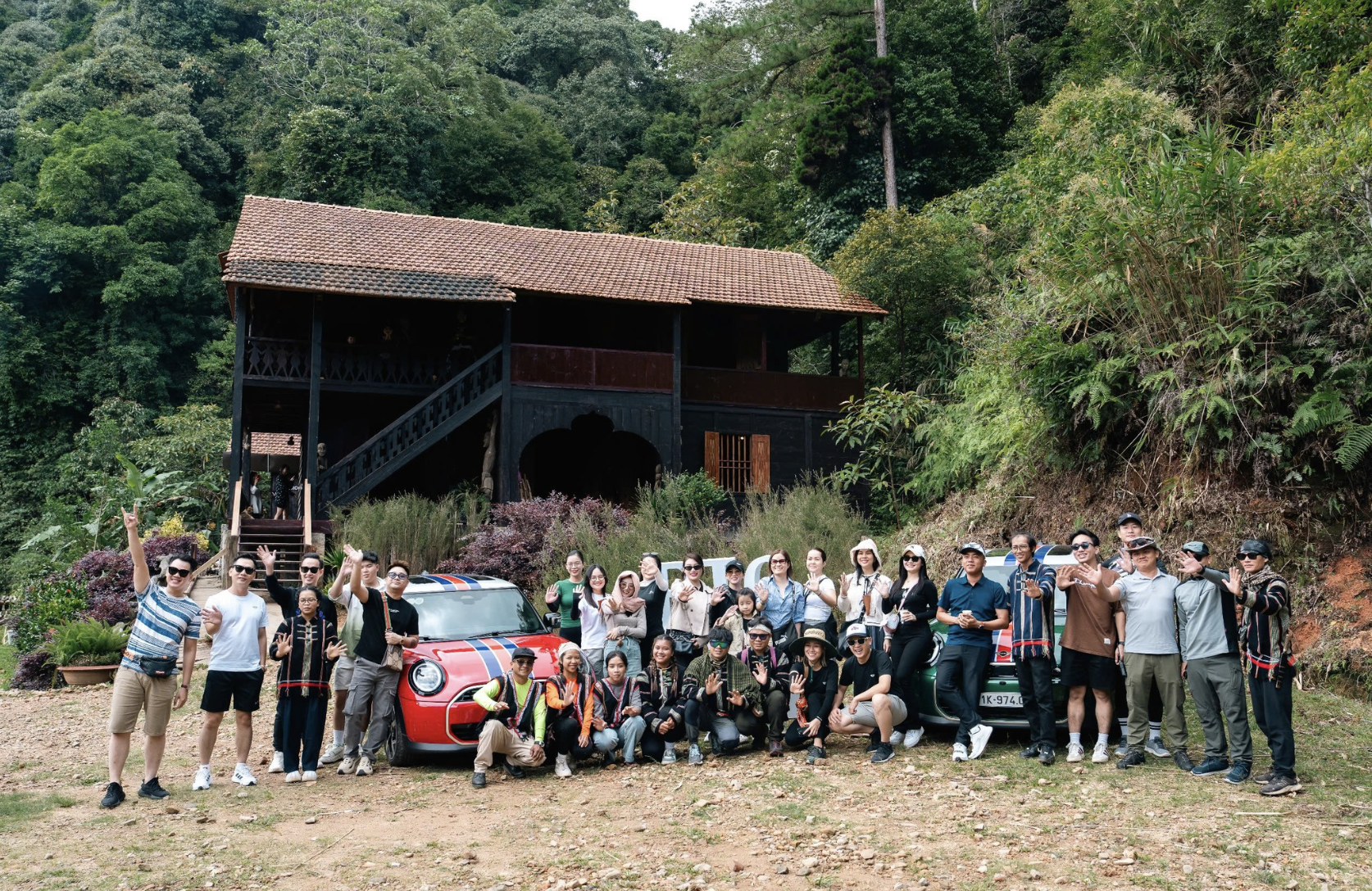 THACO AUTO mang đến hành trình đầy hứng khởi cho khách hàng BMW và MINI